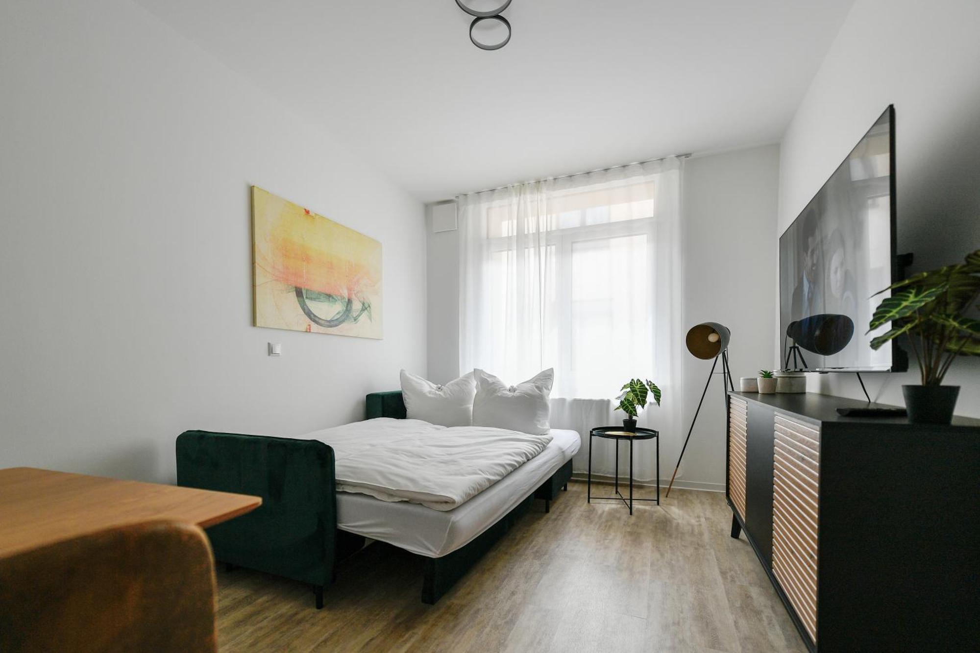 Ferienwohnungen Am Theater - Modern, Zentral Und Ruhig Mit Kueche, Waschtrockner, Netflix, Wlan Und Parkplatz- 2 Zimmer, 52 Qm كوتبوس الغرفة الصورة