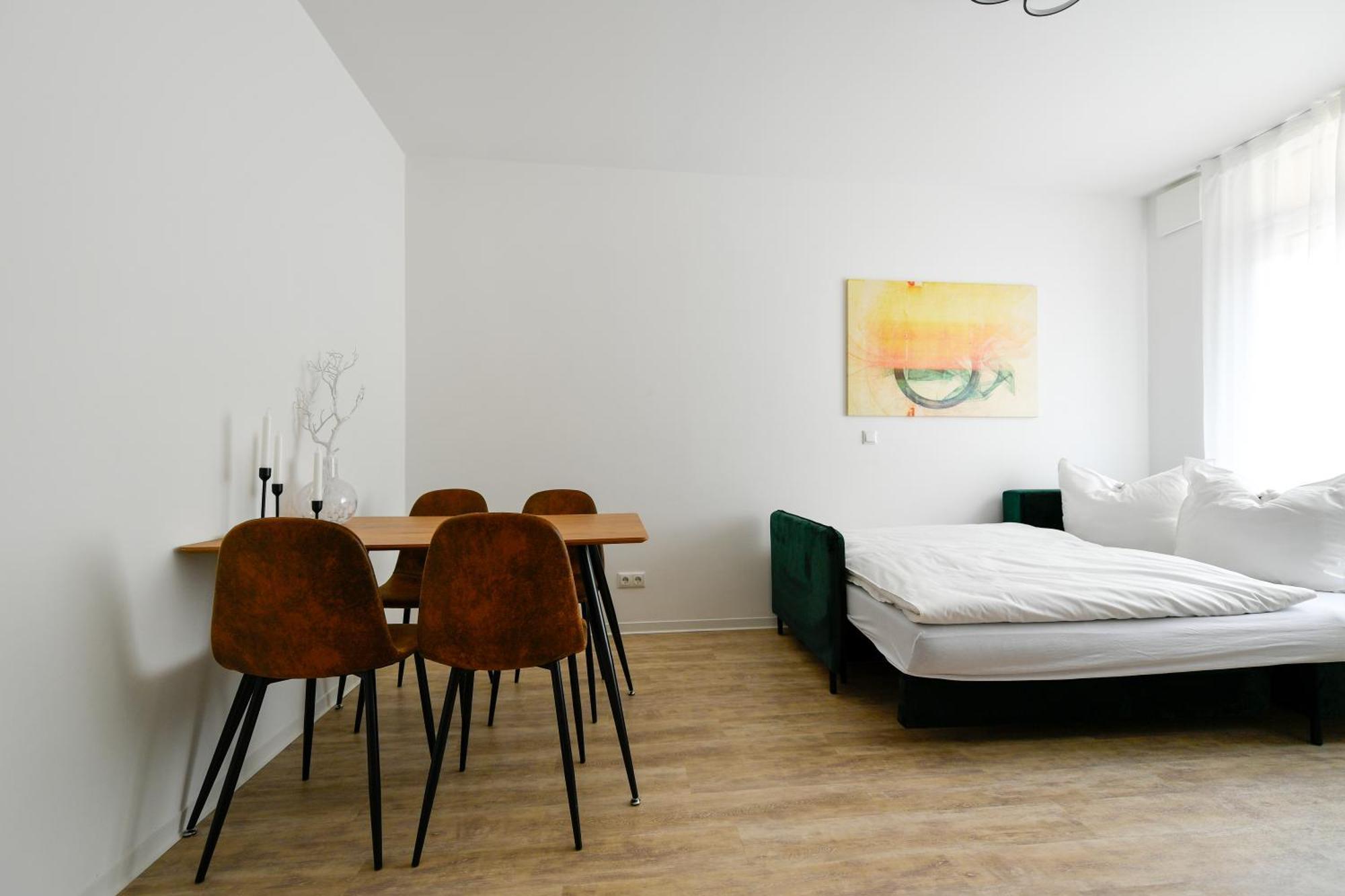 Ferienwohnungen Am Theater - Modern, Zentral Und Ruhig Mit Kueche, Waschtrockner, Netflix, Wlan Und Parkplatz- 2 Zimmer, 52 Qm كوتبوس الغرفة الصورة